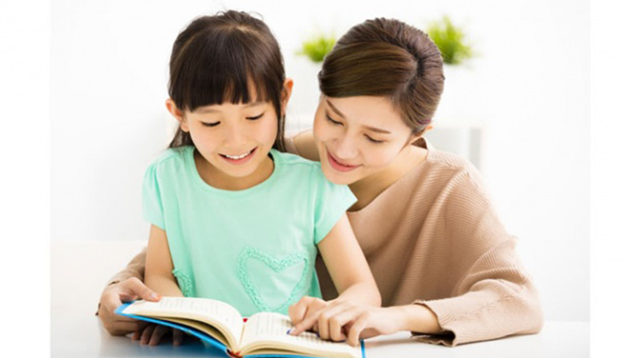 5 Cara Mengajarkan Anak Membaca Tanpa Mengeja